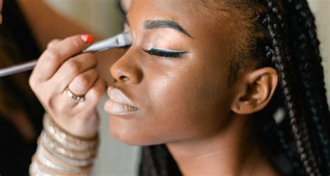 Styleseat makeup artist - Looking for the best Makeup Artist in Durham, NC? Explore expert stylists in your area and book a Makeup Artist stylist online with StyleSeat.